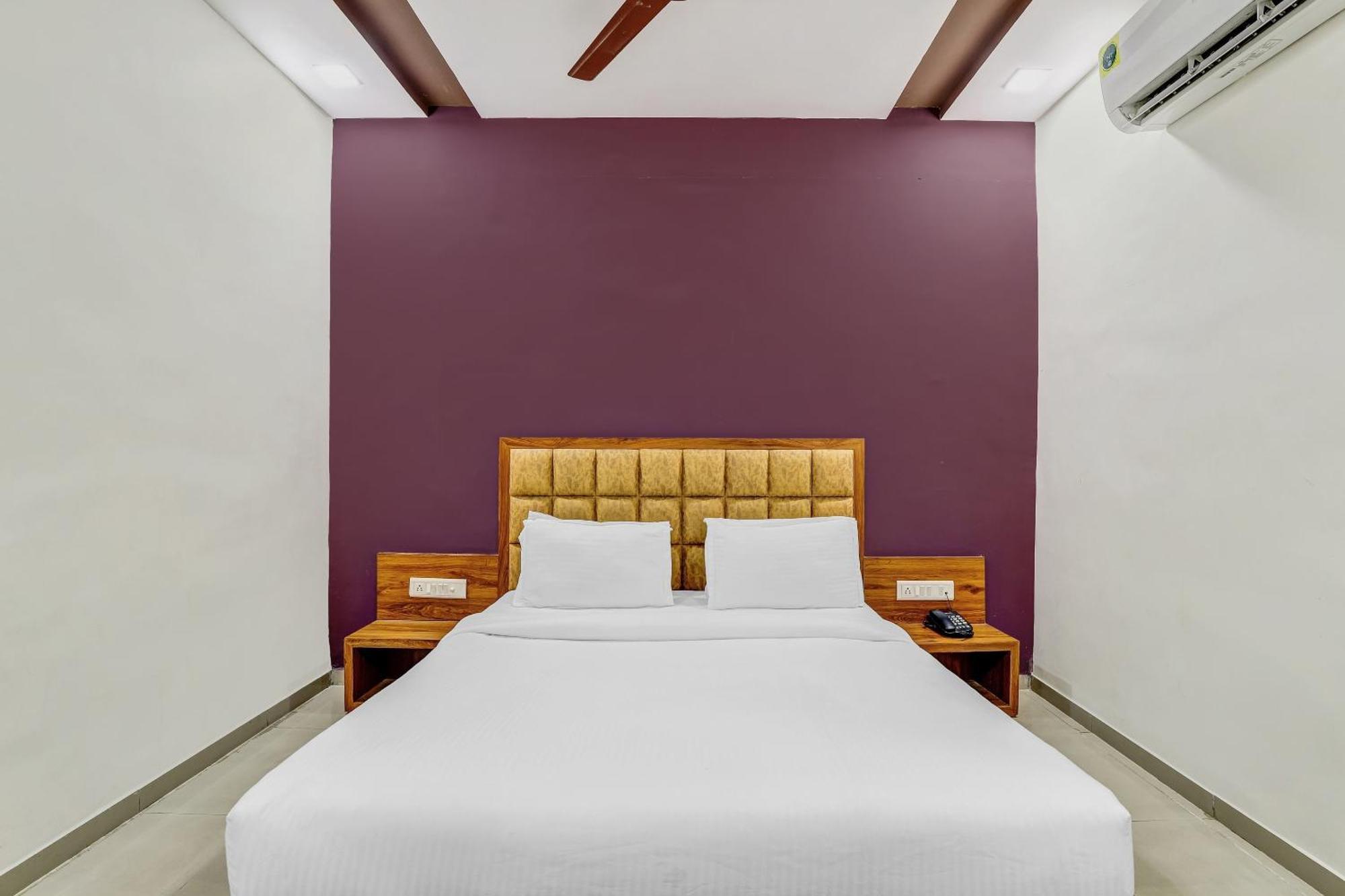 Capital O Maple View Hotell Naroda Exteriör bild