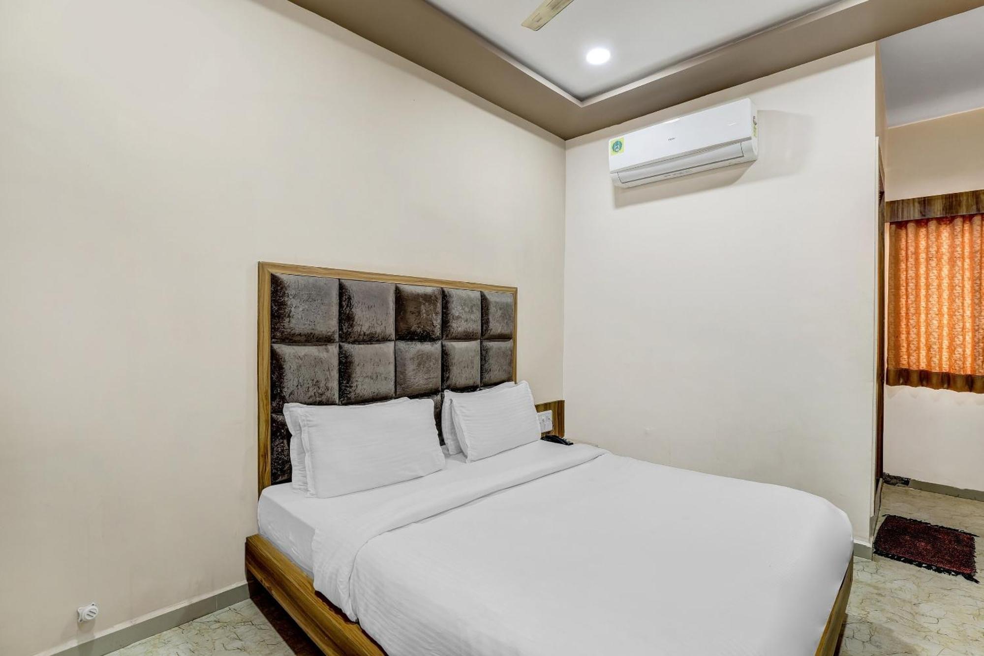 Capital O Maple View Hotell Naroda Exteriör bild