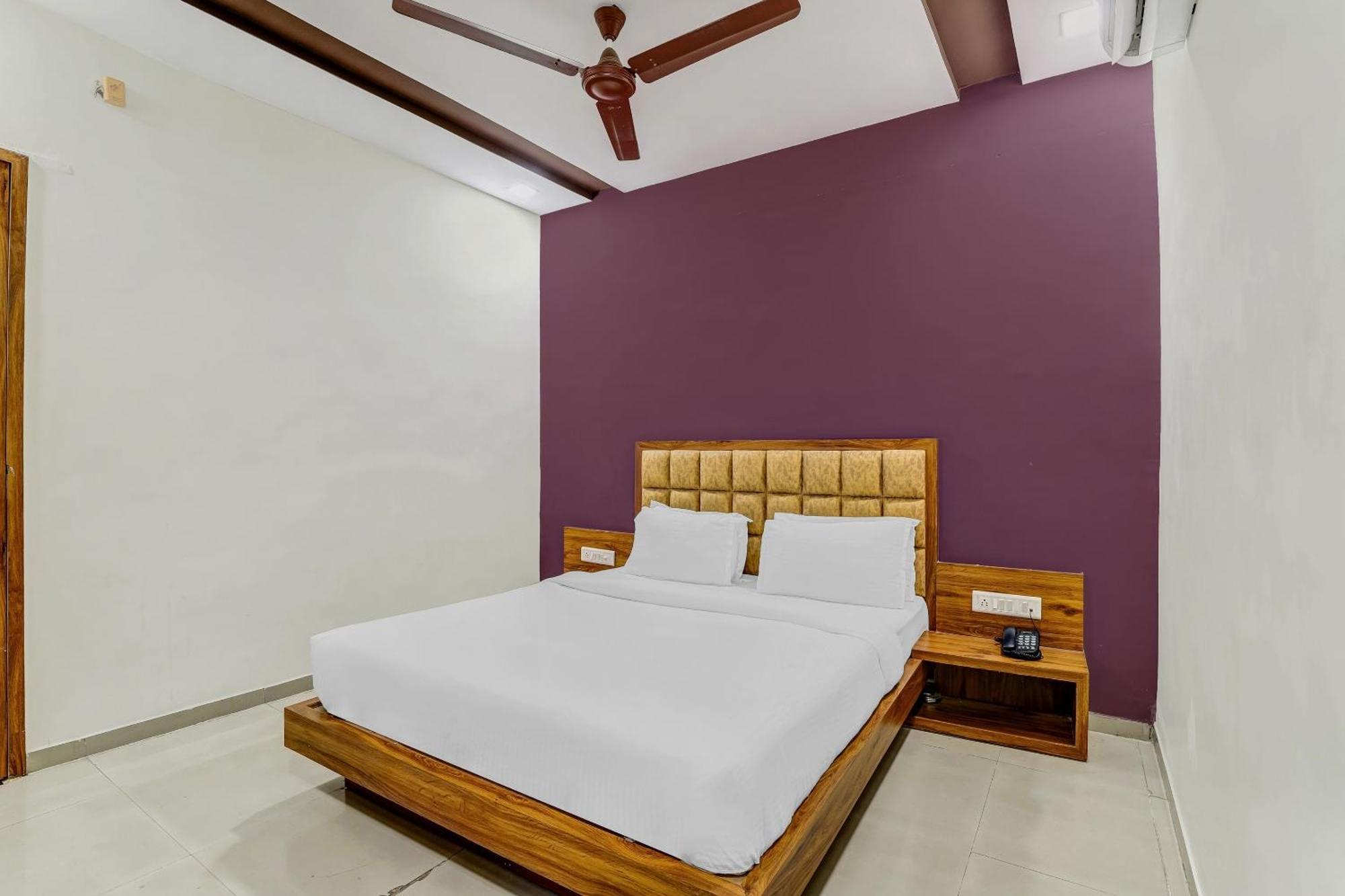 Capital O Maple View Hotell Naroda Exteriör bild